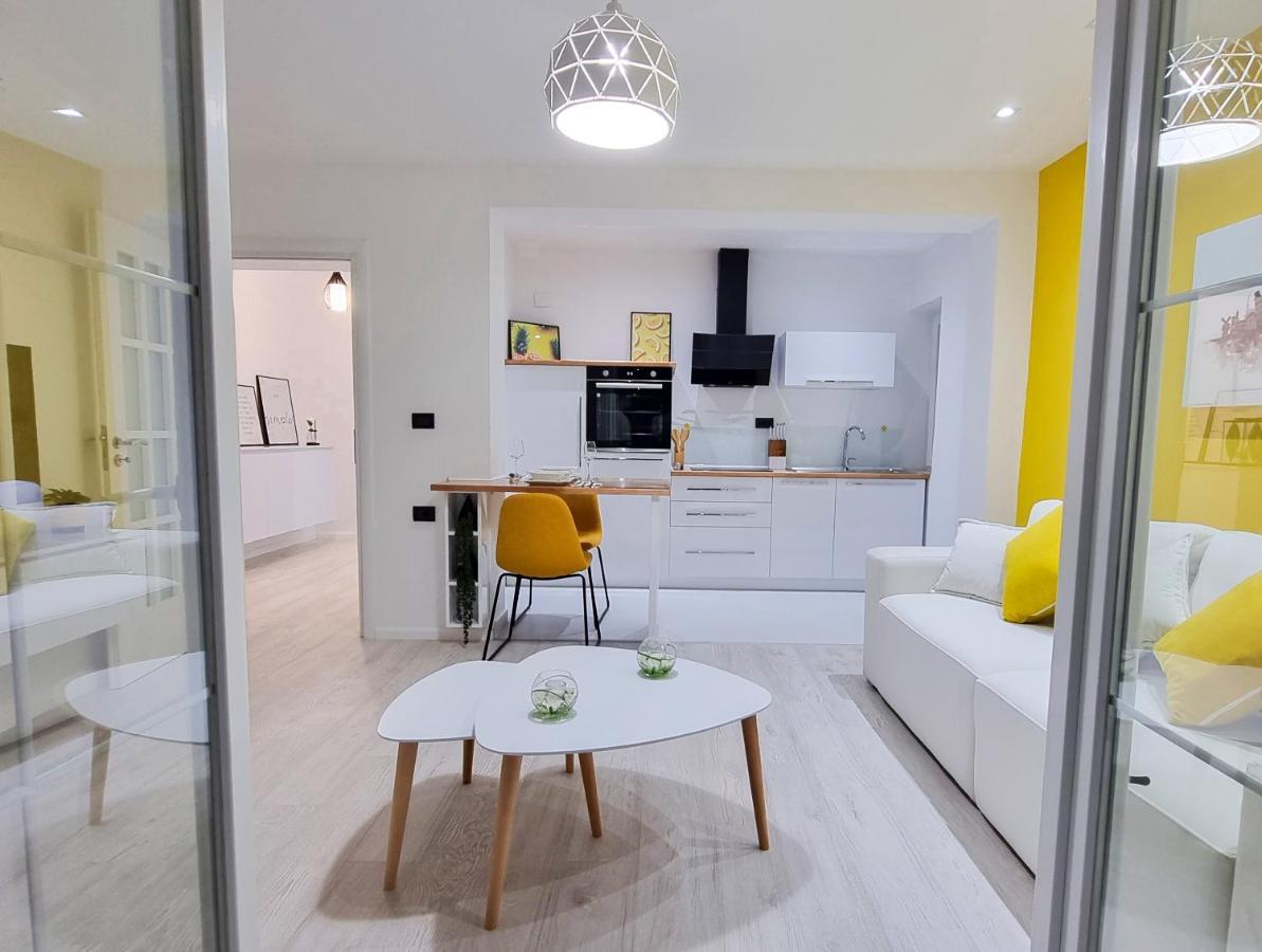 'The Yellow' Condo Berat Exterior foto